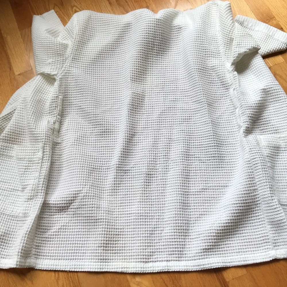 UNISEX WAFFLE ROBE - Picture 8 of 9